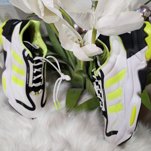 Adidas Ozweego Pure Mens Shoes size9 new - Picture 1 of 11